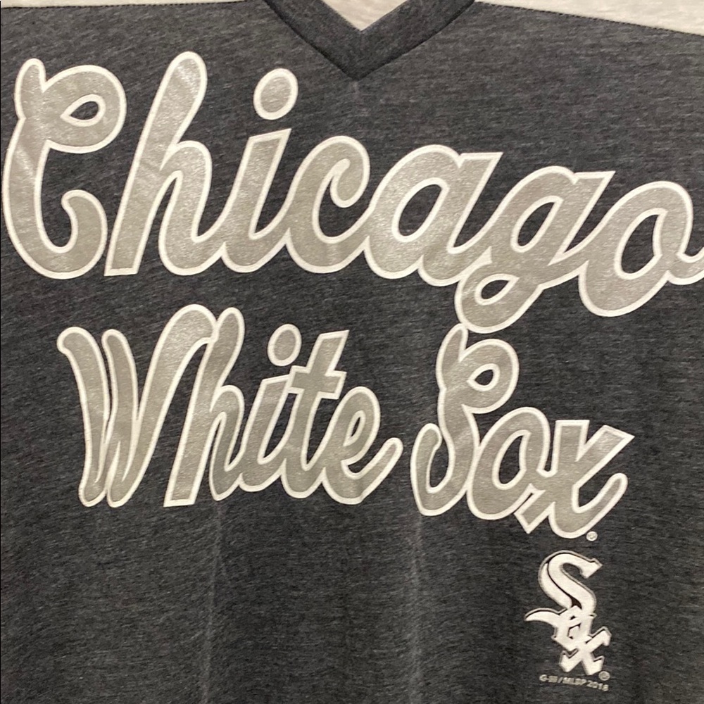 NWT Black and White Fitted Short Sleeve Tee - Picture 4 of 9